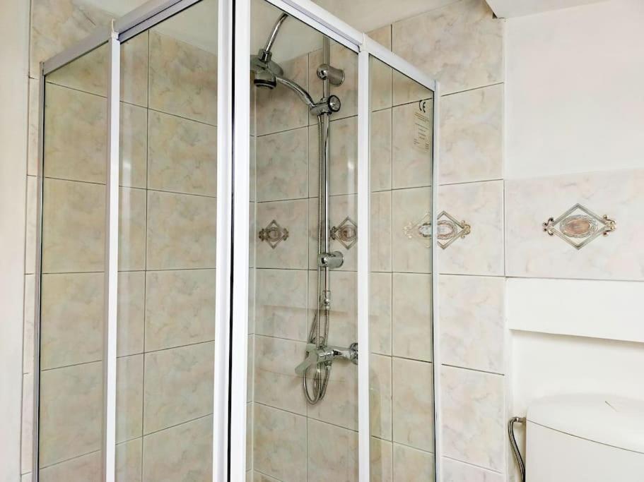 Lovely 1 Room Bedroom Loft, 20 Mins To Bgy Airport Pradalunga Экстерьер фото
