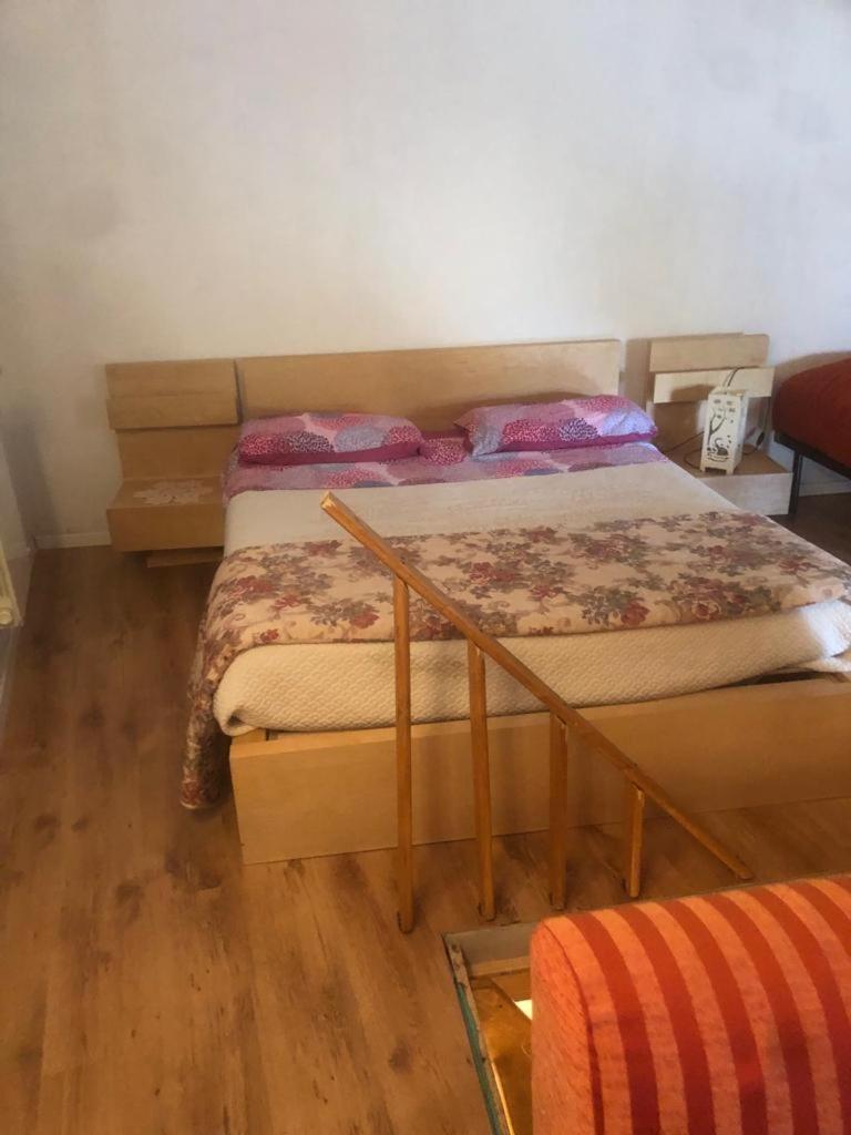 Lovely 1 Room Bedroom Loft, 20 Mins To Bgy Airport Pradalunga Экстерьер фото